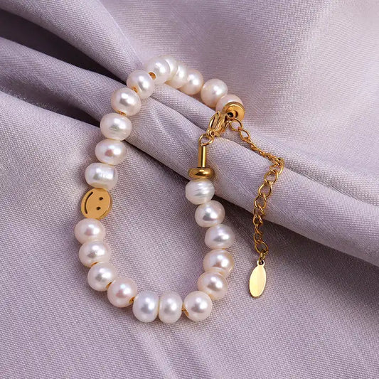 Renata Pearl Bracelet