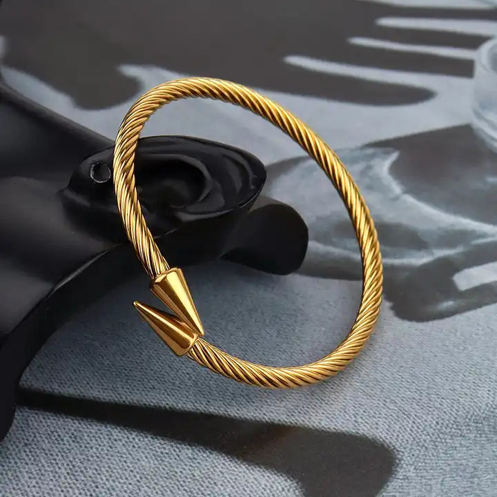 Rocket Head Twisted Wire Bangle