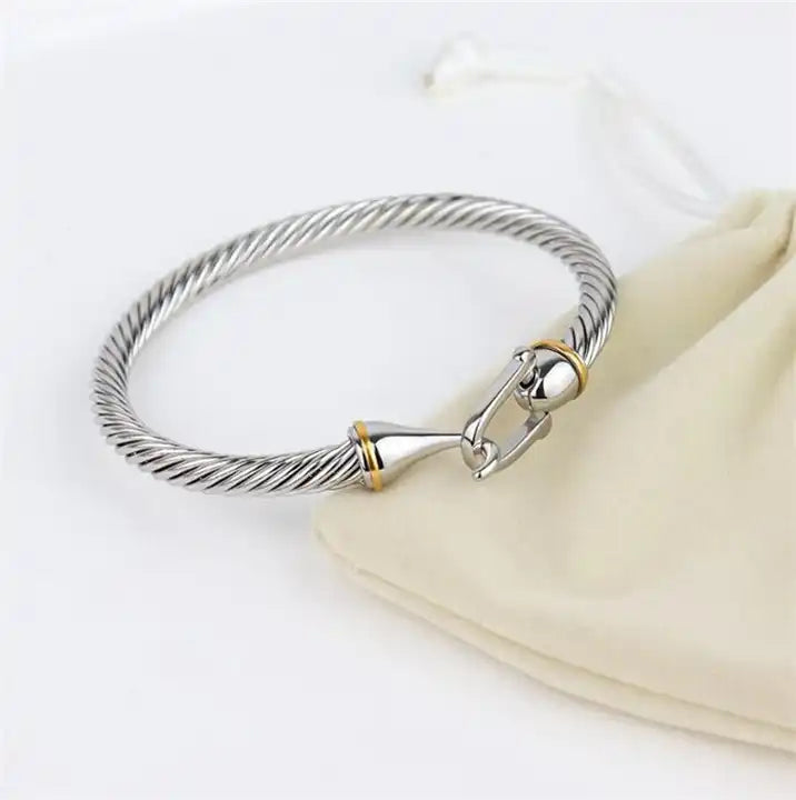 Hook Horseshoe buckle Bangle