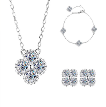 Valentina Moissanite Set