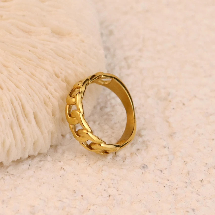 Chiara Rings