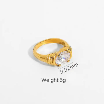 Oval Diamond Croissant Twisted Ring