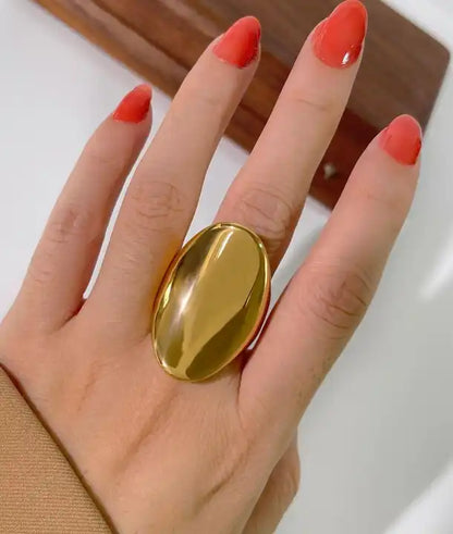 Vintage Glossy Oval Ring