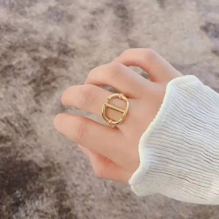 Hollow Geometric Ring